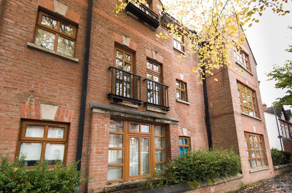 Big Fish Homes - The Cloisters Belfast Ngoại thất bức ảnh